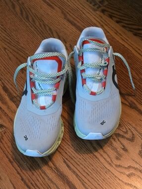 Women Active Running Sneakers in Light Green and Mint.